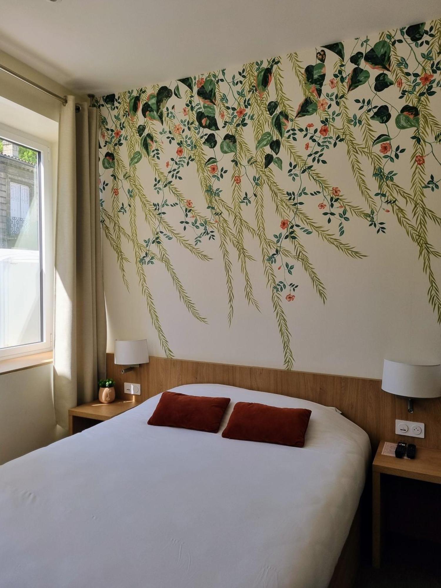 Bloom Hostel Bar & Garden بوردو المظهر الخارجي الصورة
